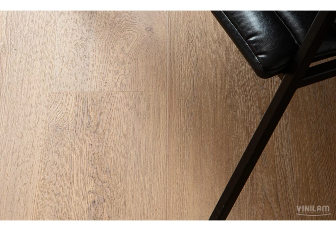 Кварц-винил Дуб Гранада (1227*232*2,5 мм) — купить в Омске