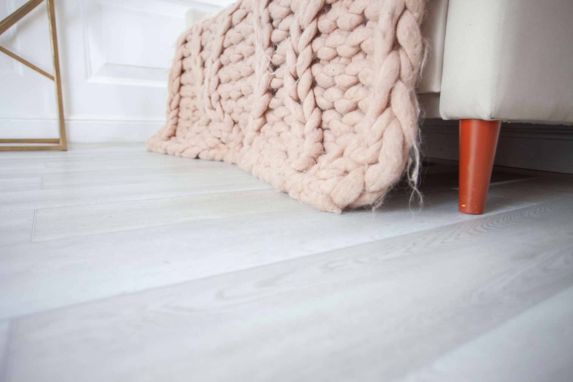 SPC ламинат «Damy Floor» Дуб Зимний (1220*180*4 мм) — купить в Омске