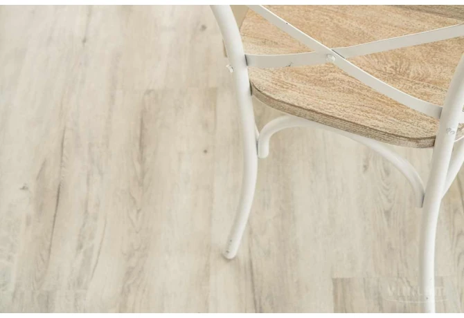 Кварц-винил Дуб Цюрих (1528*233*2,5 мм) — купить в Омске