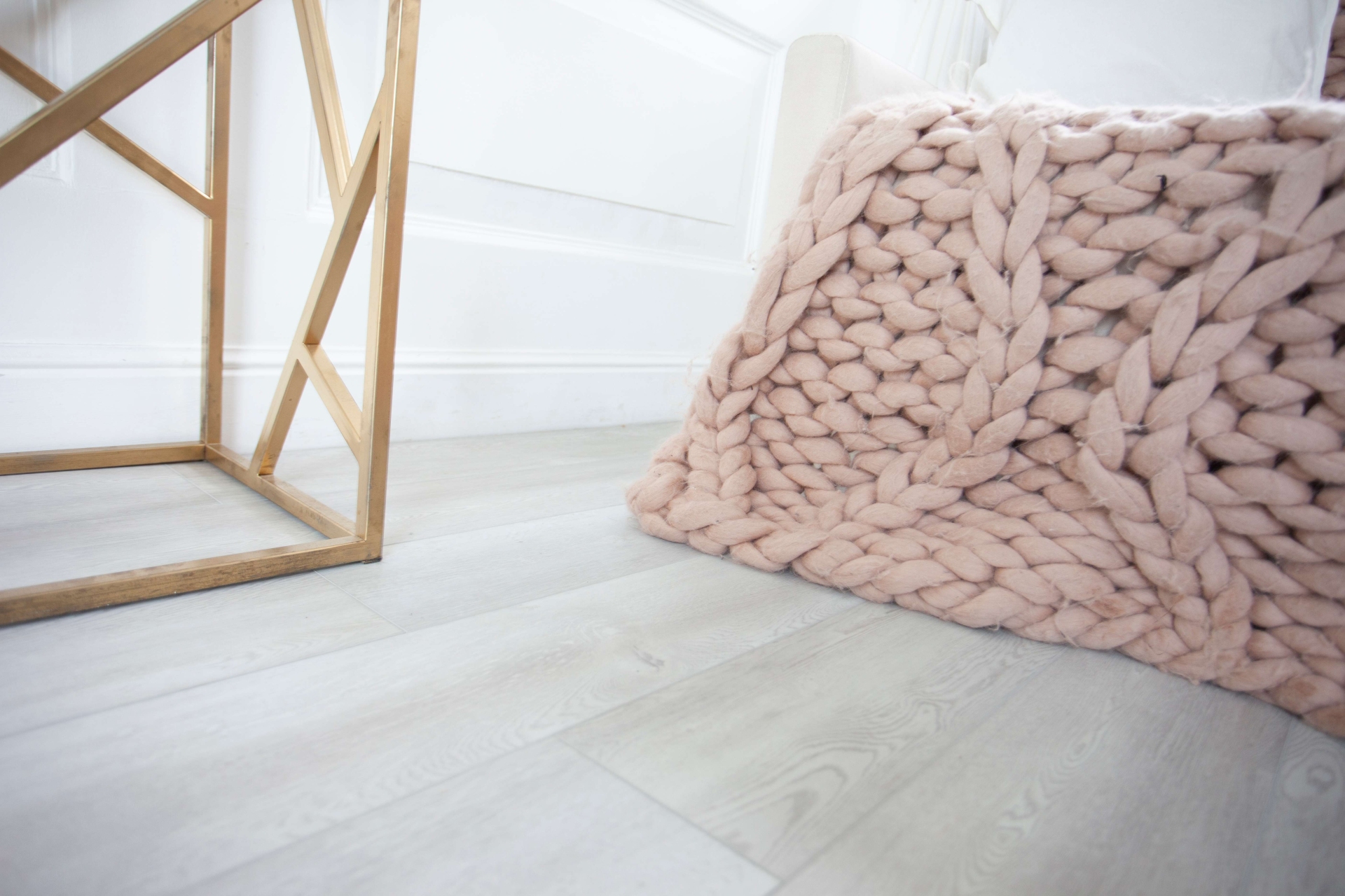 SPC ламинат «Damy Floor» Дуб Зимний (1220*180*4 мм) — купить в Омске