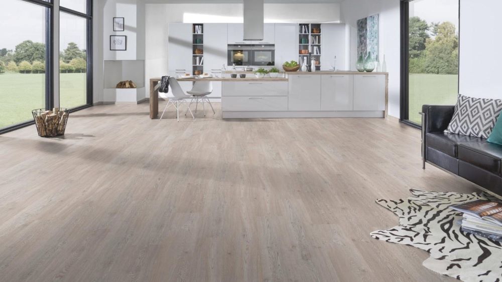 Ламинат Дуб Белый Масляный 33 класс "Krono original" Forte Classic 5552 oak (1285*192*8 мм) — купить в Омске