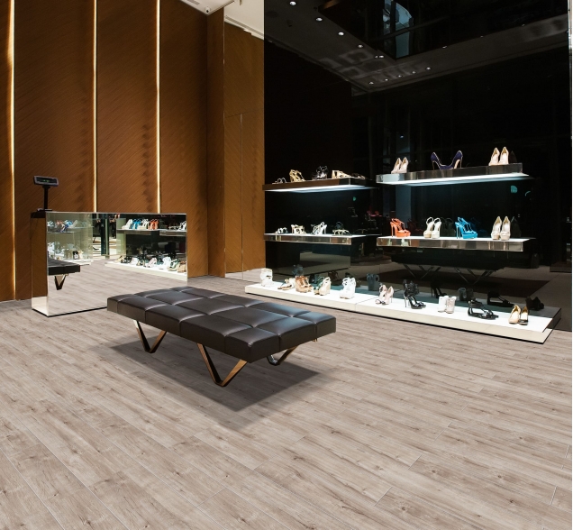 SPC ламинат "Royce" Sense Дуб Кааба 705 (1200*180*4 мм) — купить в Омске