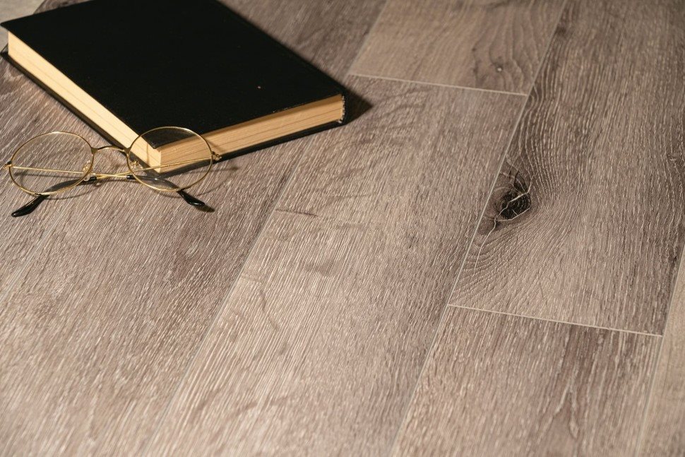 Виниловый ламинат "Bonkeel" Style Дуб Чесил (1200*125*4 мм) — купить в Омске