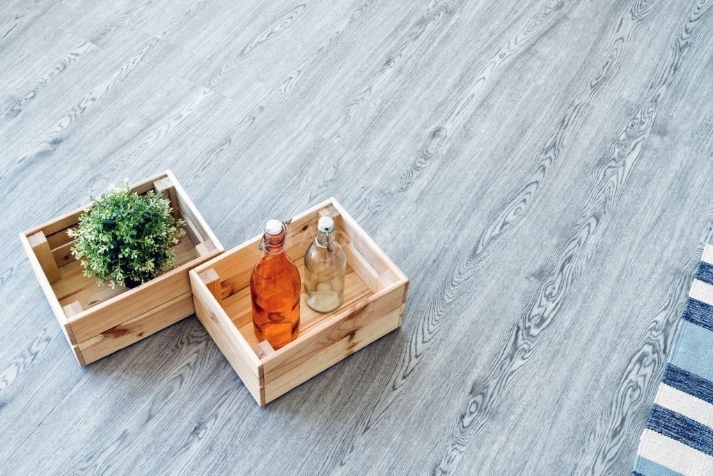 Замковая ПВХ плитка "Alpine Floor" Ясень  (1220*183*4мм) — купить в Омске