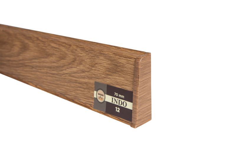 Плинтус "Arbiton" Indo Дуб Темный (2500*26*70 мм) — купить в Омске