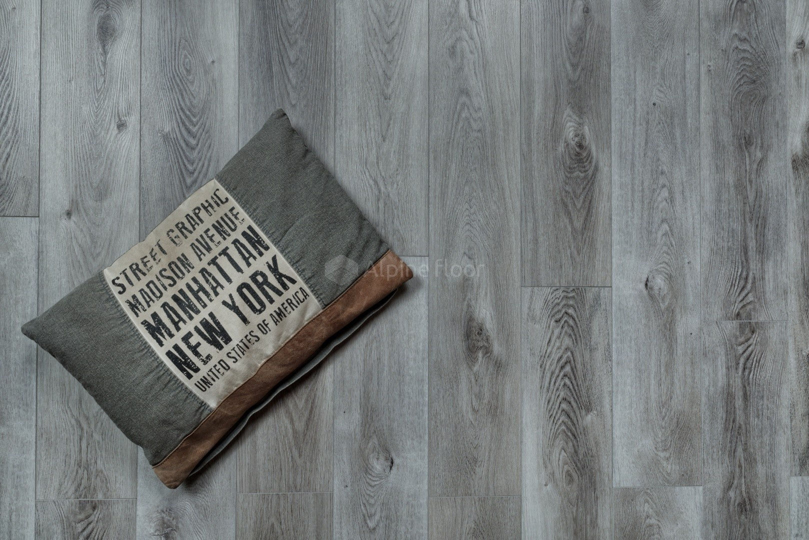 Замковая ПВХ плитка "Alpine Floor" Дуб гранит  (1524*180*8мм) — купить в Омске