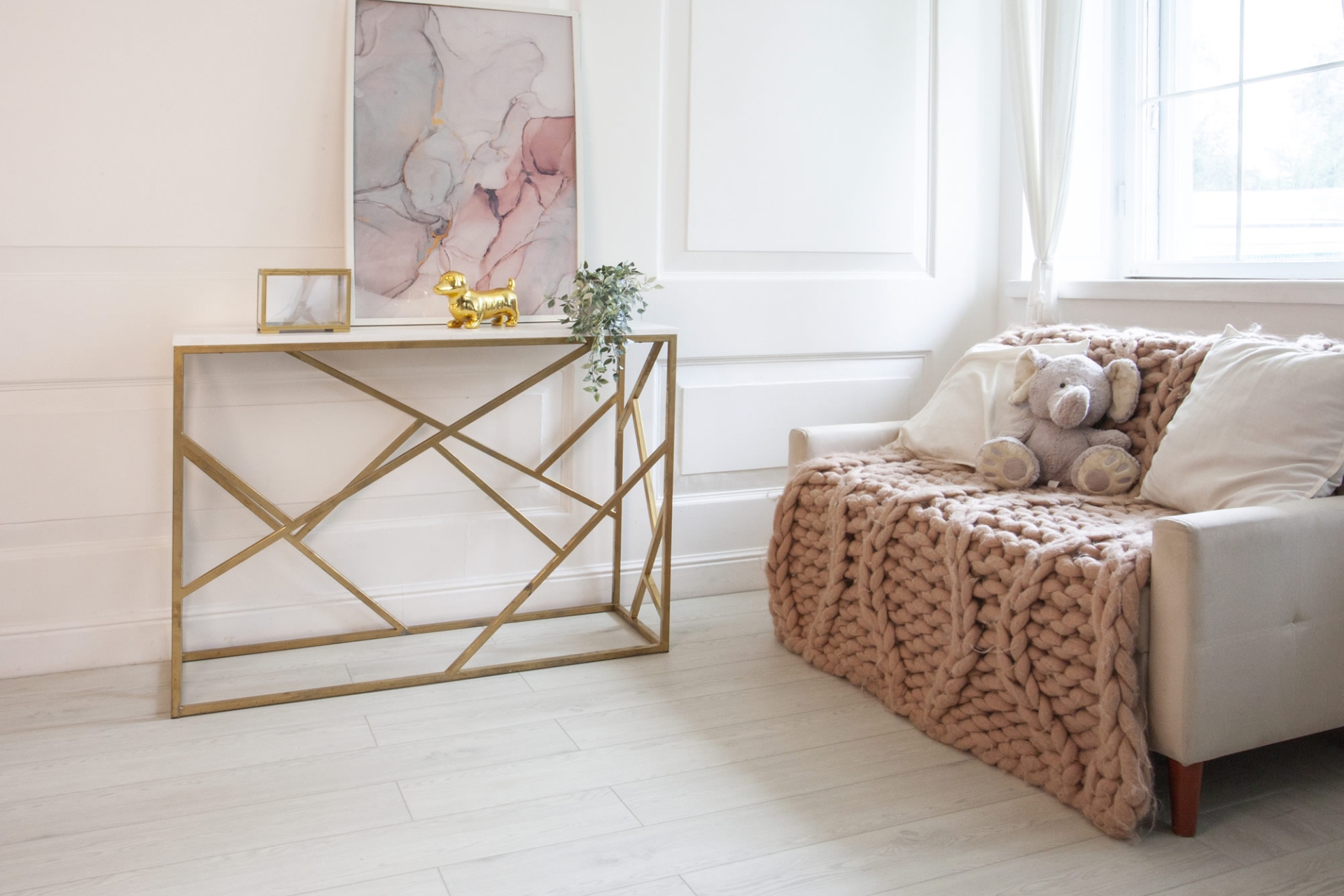 Усовершенствованная кварц-виниловая плитка «Damy Floor» Дуб Светлый (1227*187*2,5 мм) — купить в Омске