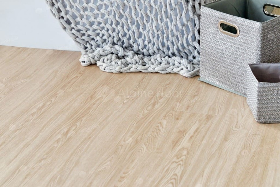 Виниловый ламинат "Alpine Floor" Classic Light MC Ясень Макао (1220*183*3,5 мм) — купить в Омске